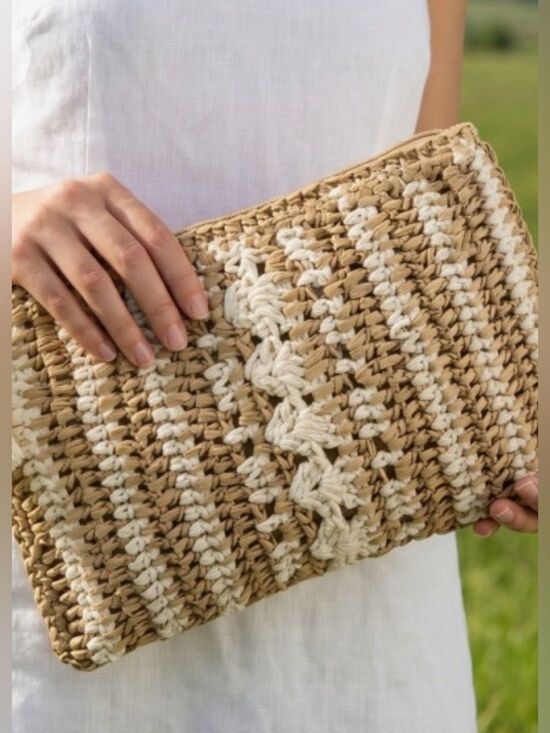 Handbags - Handwoven Paper Straw Crochet Clutch Bag with Tassel